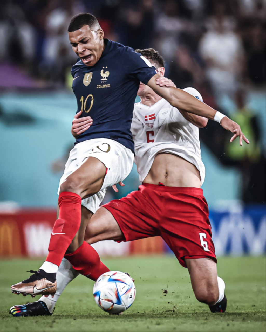 开云体育在线-足球比赛中，法国队险胜对手