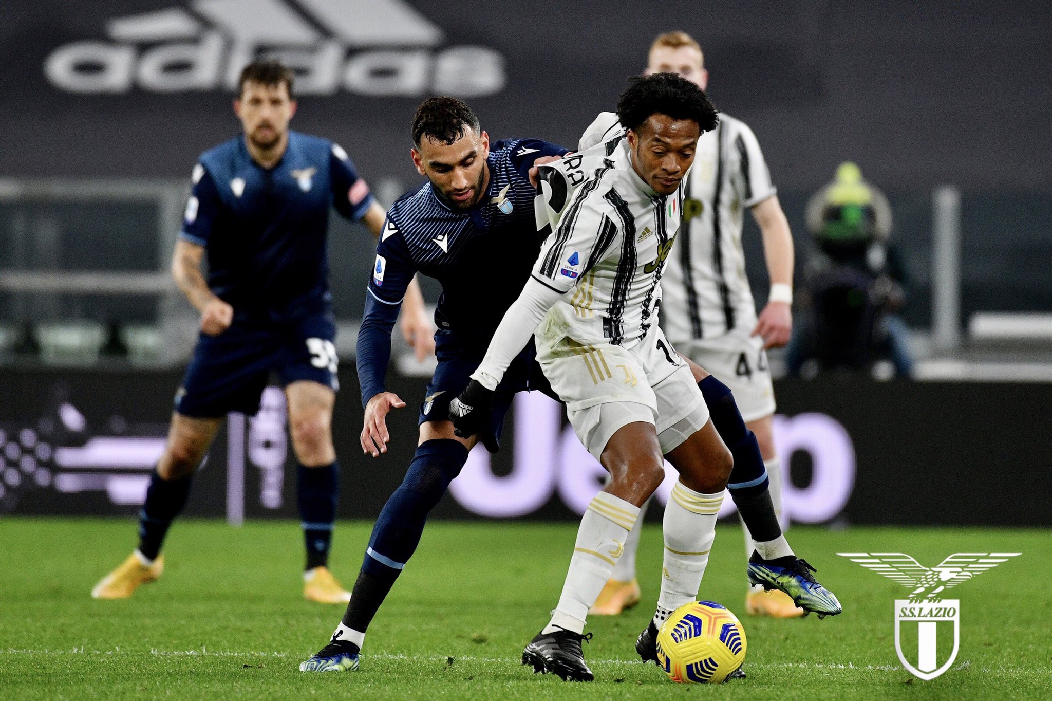 克罗托内主场惨败，战绩堪忧的简单介绍