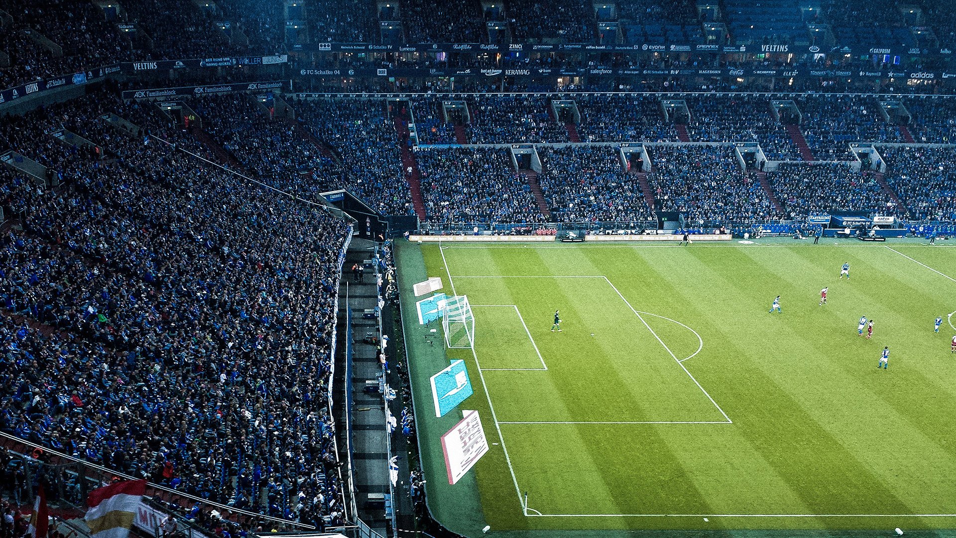 赛道之外，马里最后时刻击败南非，F1新赛季揭幕战前的焦点战