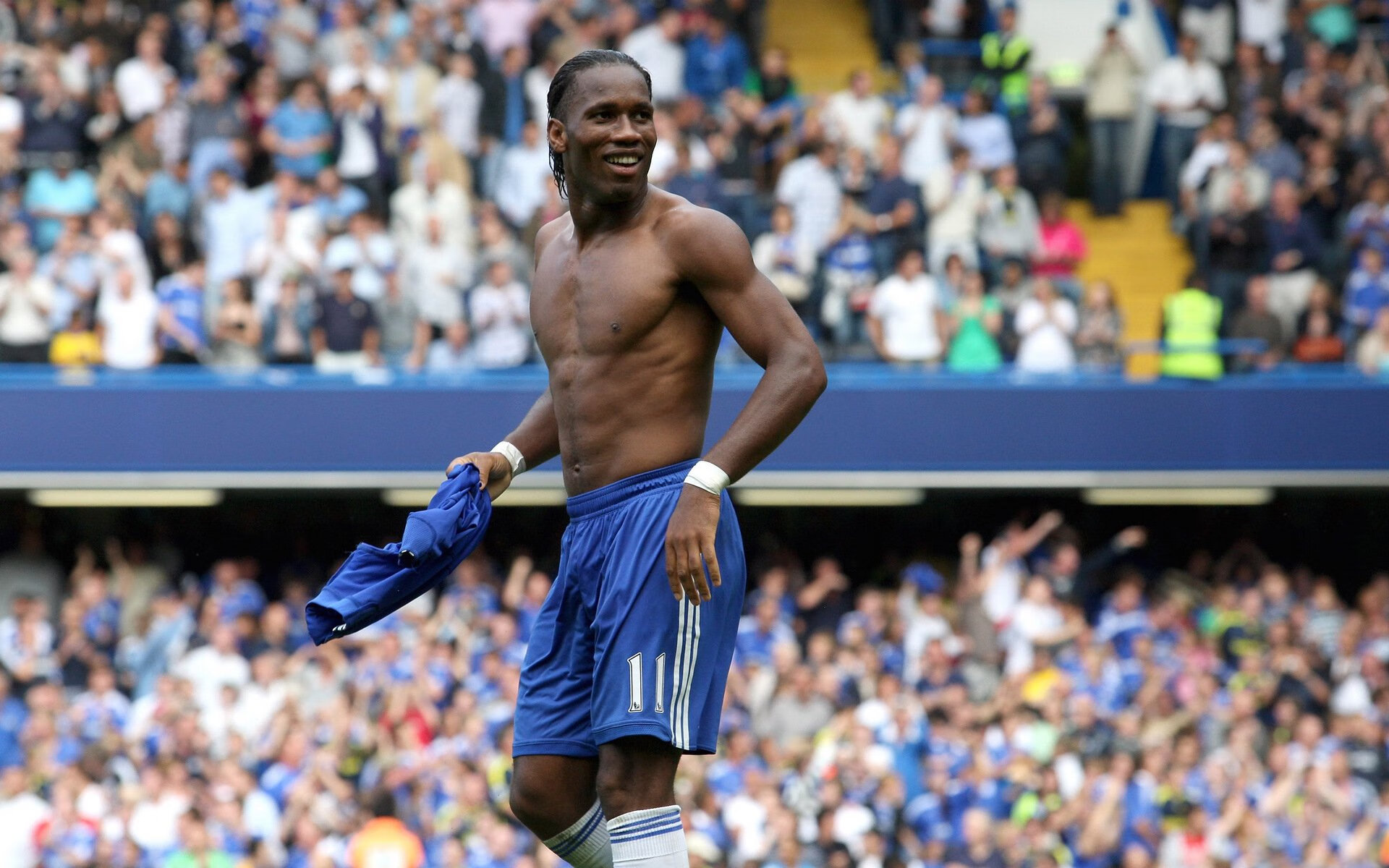 开云体育app-内马尔爆发破局，日本单节风暴击溃威尔士—绿茵场上的唯一性瞬间